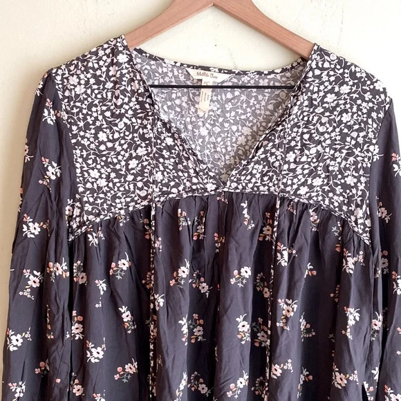 Matilda Jane In the Breezeway Split Neck Floral Boho Top - Picture 3 of 6